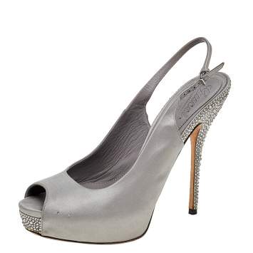 Pre Owned Gucci Grey Satin Peep Toe Platform Crystal Embellished Slingback Sandals Size 39