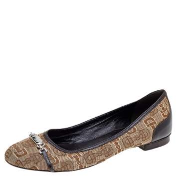 Pre Owned Gucci Beige/Brown Canvas And Leather Logo Embellished Ballet Flats Size 39