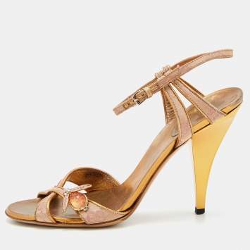 Pre Owned Gucci Metallic Gold Brocade Fabric and Leather Bee Embellished Ankle Strap Sandals Size 37
