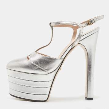 مملوكة مسبقًا Gucci Silver Leather Angel Pumps Size 36