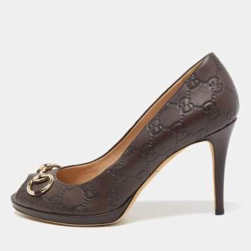 Pre Owned Gucci Brown GG Leather Hollywood Horsebit Peep Toe Pumps Size 38.5