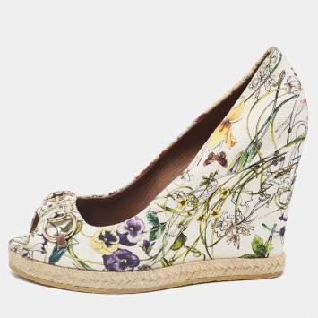 Pre Owned Gucci White Floral Print Canvas Horsebit Peep Toe Wedge Pumps Size 40