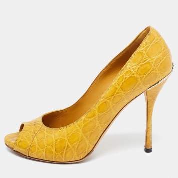 Pre Owned Gucci Yellow Crocodile  Peep Toe Pumps Size 39.5