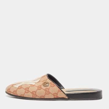 Pre Owned Gucci Beige GG Canvas NY Yankees Flat Mules Size 36