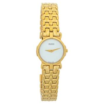 Pre Owned Gucci Mother Of Pearl Gold Plated Stainless Steel Miss 3400L Women's Wristwatch 22 MM