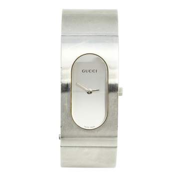 Pre Owned Gucci Silver Stainless Steel Vintage 2400L Women's Wristwatch 22 mm
