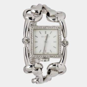 Pre Owned Gucci Mother of Pearl Stainless Steel Diamond Signoria Horsebit 116.3 Women's Wristwatch 25 mm