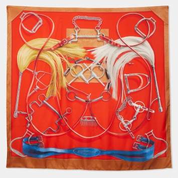 Pre Owned Hermes Orange Silk Projets Carres scarf 