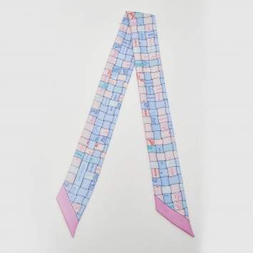 Pre Owned Hermes Pale Bleu/Rose Bolduc au Carré Silk Twilly