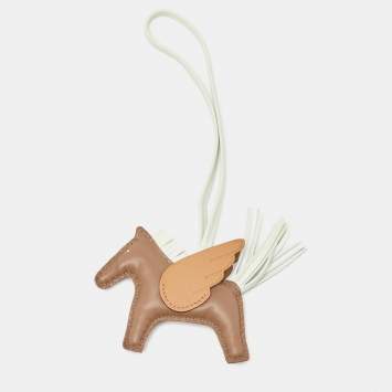 Pre Owned Hermes Etoupe/Biscuit/Vert Fizz Milo Lambskin and Swift Leather Rodeo Pegase Bag Charm PM