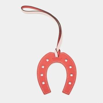 Pre Owned Hermes Rose Sakura/Vermillion Swift Leather Paddock Fer a Cheval Bag Charm