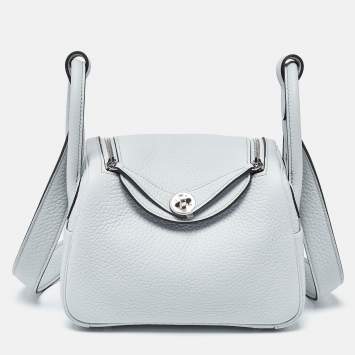 مملوكة مسبقًا Hermès Lindy Mini Palladium Finish Bleu Pale Taurillon Clemence Leather Shoulder Bag