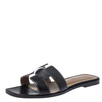 Pre Owned Hermes Black Leather Oran Flat Slides Size 39.5