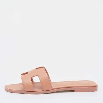 Pre Owned Hermes Peach Leather Oran Flat Slide Sandals Size 38
