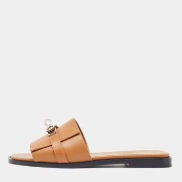 Pre Owned Hermes Tan Leather Giulia Flat Sandal Size 36