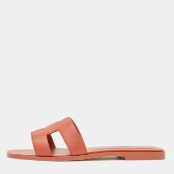 Pre Owned Hermès Brown Leather Oran Flat Slides Size 38