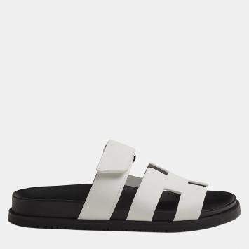 Pre Owned Hermes Black and white Rubber Chypre sandal