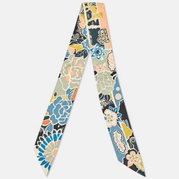 Pre Owned Hermès Multicolor Silk Bingata Vert Noir Saumon Twilly 