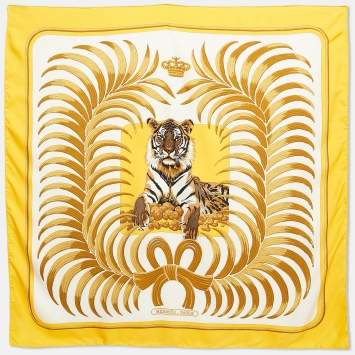 Pre Owned Hermès White/Gold Tiger Royal Print Silk Square Scarf