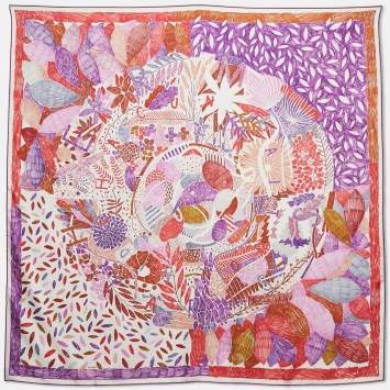 Pre Owned Hermes Purple/Red Silk Chacun Fait Son Nid Scarf 
