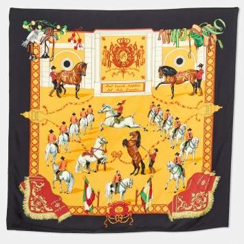 Pre Owned Hermes Yellow Real Escuela Andaluza del Arte Equestre Silk Scarf