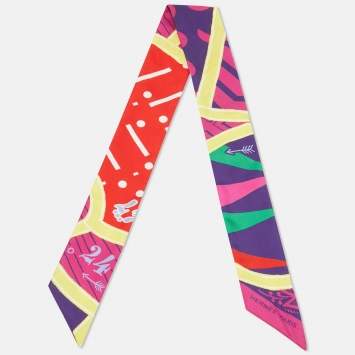 مملوكة مسبقًا Hermès Multicolor Silk Twilly