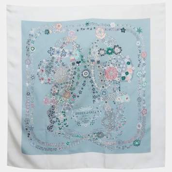 Pre Owned Hermès Blue Silk Birds de Gala Scarf