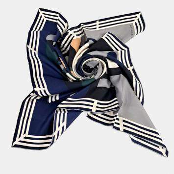 Pre Owned Hermes Multicolor Silk scarf