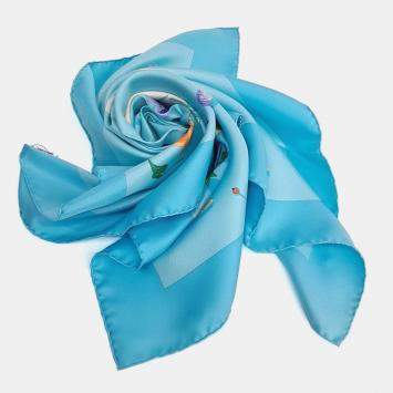 Pre Owned Hermès Multicolor Silk scarf