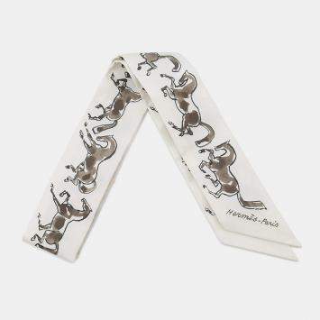 Pre Owned Hermes Twilly Free Horse Chevaux En Liberte White/Vert Deux Gris/Bronze Silk