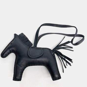 Pre Owned حلية حقيبة هيرميس روديو متوسطة (أ)