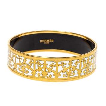 Pre Owned Hermes Balcons du Guadalquivir White Enamel Gold Plated Bangle