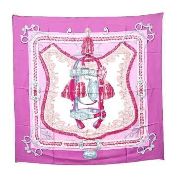Pre Owned Hermés Purple Bride De Cour Printed Silk Square Scarf