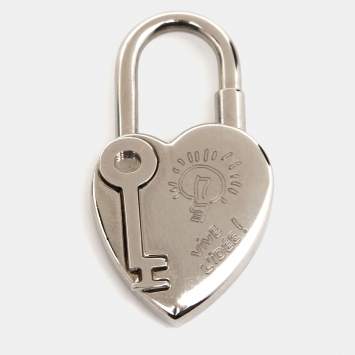 Pre Owned Hermes Cadena Heart Silver Tone Lock Bag Charm