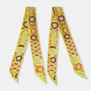 Pre Owned Hermes Lime Green Kelly en Perles Silk Twilly Scarf Set of 2