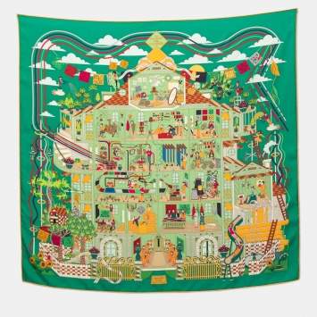 Pre Owned Hermes Green La Maison Des Carres Printed Silk Square Scarf