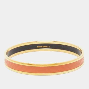 Pre Owned Hermes Sellier Engraved Enamel Gold Plated Narrow Bracelet