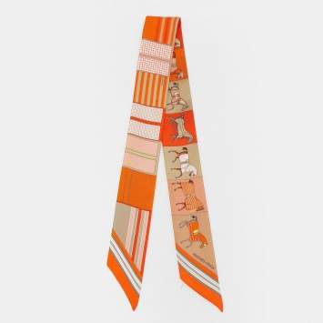 Pre Owned Hermes Orange/Jaune Couvertures Nouvelles Silk Twilly