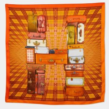 Pre Owned Hermès Orange H en Voyage Printed Silk Scarf