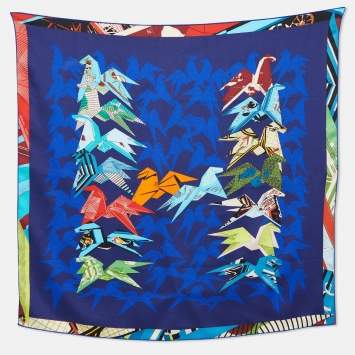 Pre Owned Hermès Navy Blue Coccottes De Soie Printed Silk Square Scarf