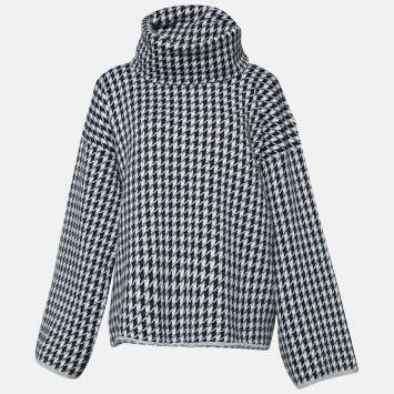Pre Owned Hermes Black & Grey Patterned Knit Sweater with Infinity Neck Scarf M