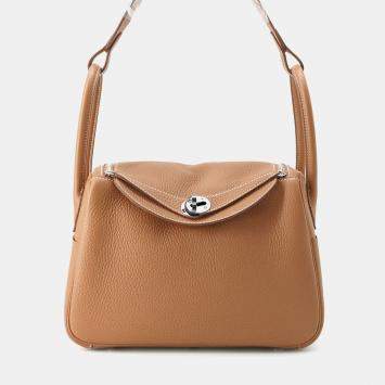 Pre Owned Hermes Lindy 26 Gold Taurillon Clemence Leather Shoulder Bag