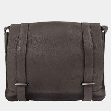 Pre Owned Hermes Etain Taurillon Clemence Steve Caporal 27 Shoulder Bag