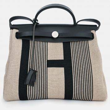 Pre Owned Hermes 2020 Cream/Black Toile H Vibration Herbag Zip 31 with Pouch