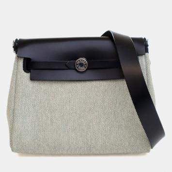 Pre Owned Hermes Vert Moyen Military Toile Herbag Zip 20