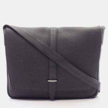 Pre Owned Hermes Steve Light Junior Black Togo Calfskin Leather Messenger Bag