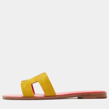 Pre Owned Hermes Yellow Suede Oran Flat Slides Size 40 