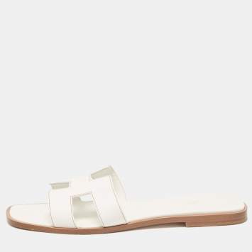 Pre Owned Hermes White Leather Oran Flats Slides Size 39