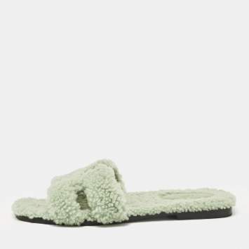 Pre Owned Hermes Mint Green Shearling Fur Oran Flat Slide Sandals Size 38.5