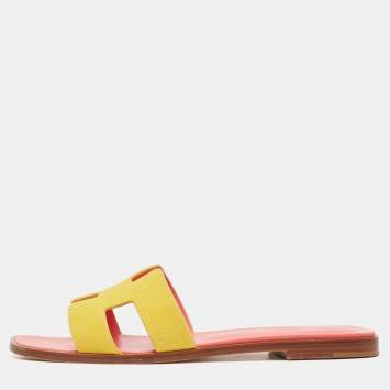 Pre Owned Hermes Yellow Suede Oran Flat Slides Size 38.5